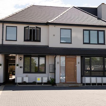 Walnut Flats-F4, 2-Bedroom With Ensuite - Parking, Netflix, Wifi - Close To Oxford, Bicester & Blenheim Palace Кидлингтон Экстерьер фото