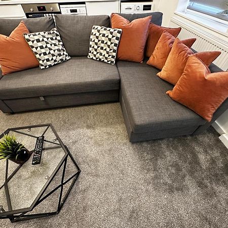 Walnut Flats-F4, 2-Bedroom With Ensuite - Parking, Netflix, Wifi - Close To Oxford, Bicester & Blenheim Palace Кидлингтон Экстерьер фото