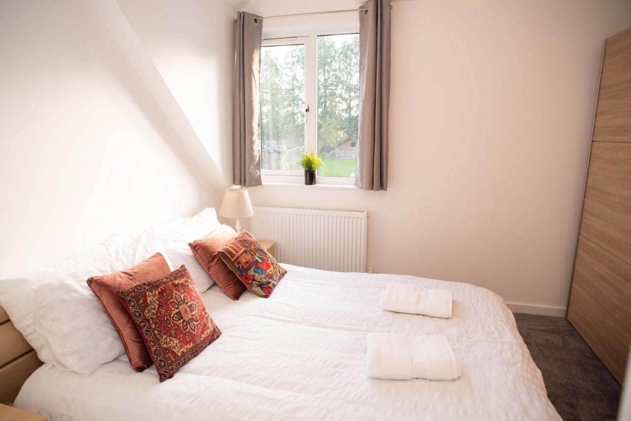 Walnut Flats-F4, 2-Bedroom With Ensuite - Parking, Netflix, Wifi - Close To Oxford, Bicester & Blenheim Palace Кидлингтон Экстерьер фото