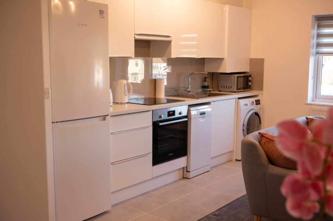 Walnut Flats-F4, 2-Bedroom With Ensuite - Parking, Netflix, Wifi - Close To Oxford, Bicester & Blenheim Palace Кидлингтон Экстерьер фото