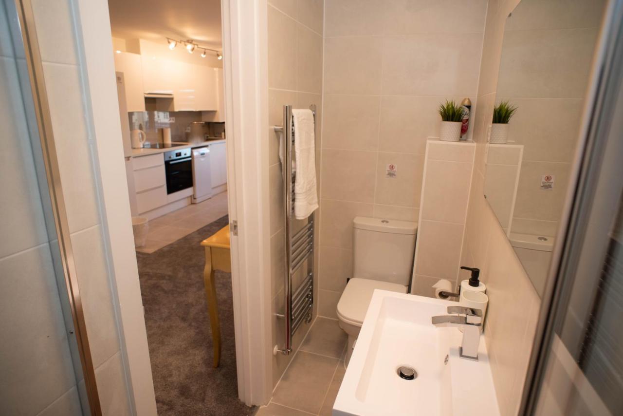 Walnut Flats-F4, 2-Bedroom With Ensuite - Parking, Netflix, Wifi - Close To Oxford, Bicester & Blenheim Palace Кидлингтон Экстерьер фото