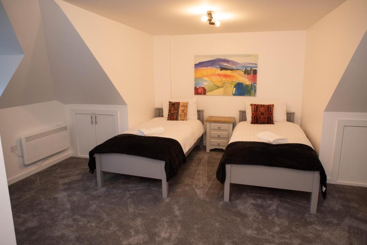 Walnut Flats-F4, 2-Bedroom With Ensuite - Parking, Netflix, Wifi - Close To Oxford, Bicester & Blenheim Palace Кидлингтон Экстерьер фото