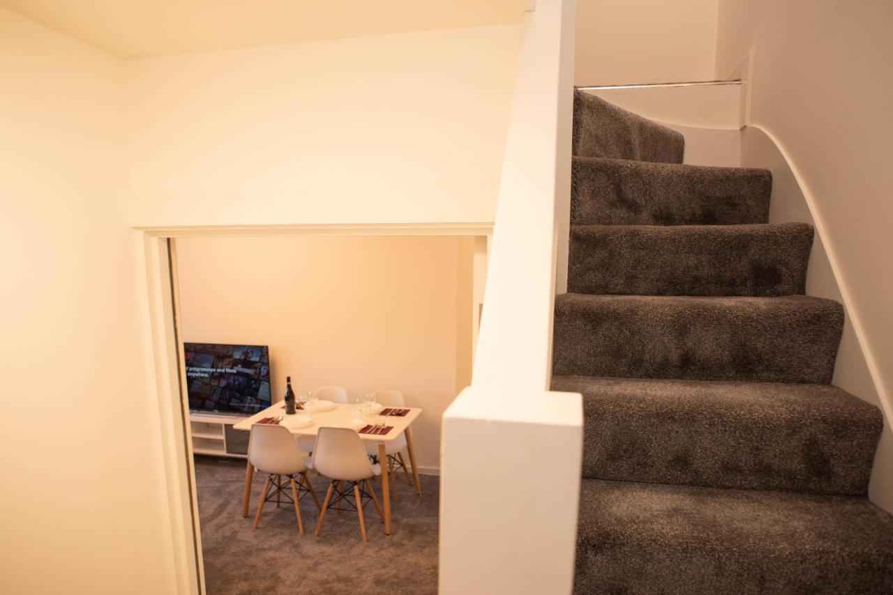 Walnut Flats-F4, 2-Bedroom With Ensuite - Parking, Netflix, Wifi - Close To Oxford, Bicester & Blenheim Palace Кидлингтон Экстерьер фото