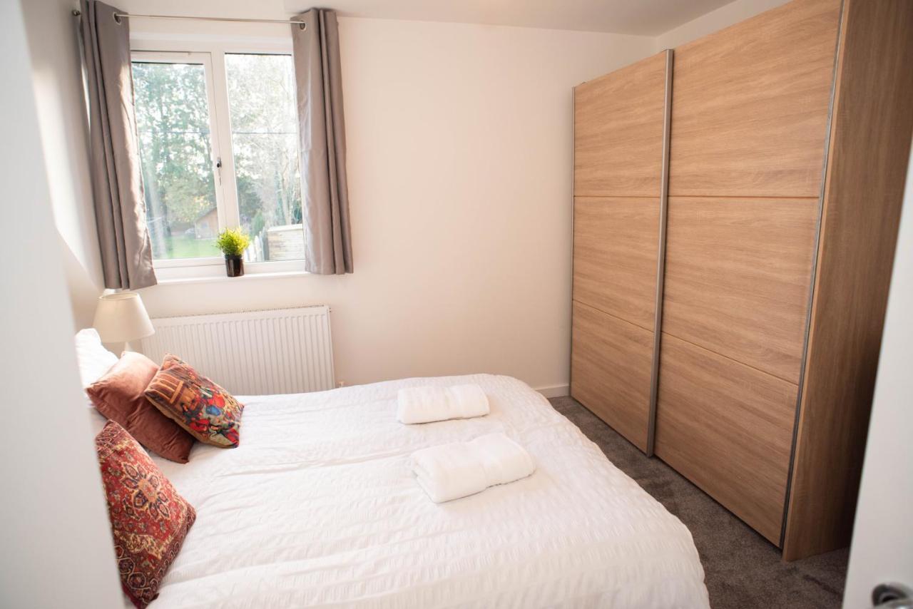 Walnut Flats-F4, 2-Bedroom With Ensuite - Parking, Netflix, Wifi - Close To Oxford, Bicester & Blenheim Palace Кидлингтон Экстерьер фото