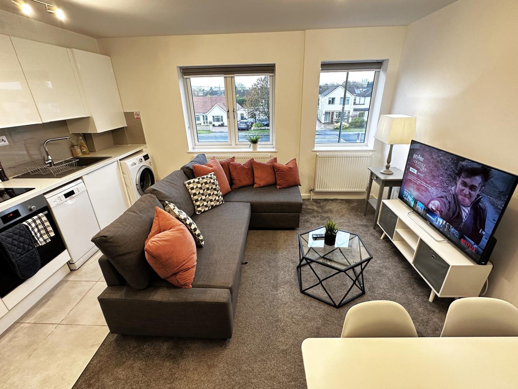 Walnut Flats-F4, 2-Bedroom With Ensuite - Parking, Netflix, Wifi - Close To Oxford, Bicester & Blenheim Palace Кидлингтон Экстерьер фото